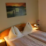 Kusternighof Πανσιόν Velden am Wörthersee
