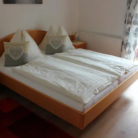 Kusternighof Pensión 3*