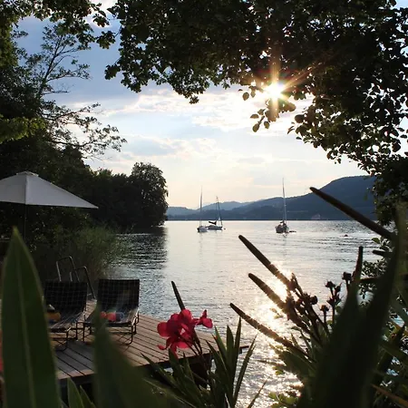 Kusternighof Guest house Velden am Woerthersee